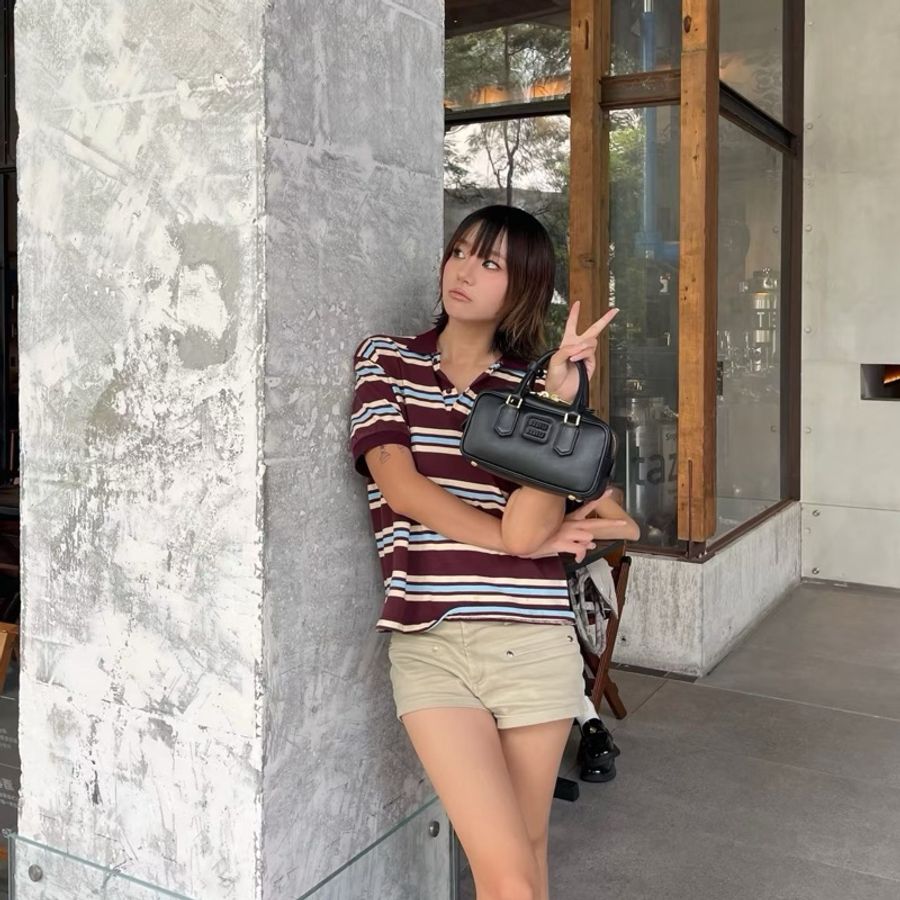 👜Miu Miu 22cm 保齡球包 Size : 10.5 x 22 x 7.5 cm 貨號 ：5BB142-ACR3-F0002-1