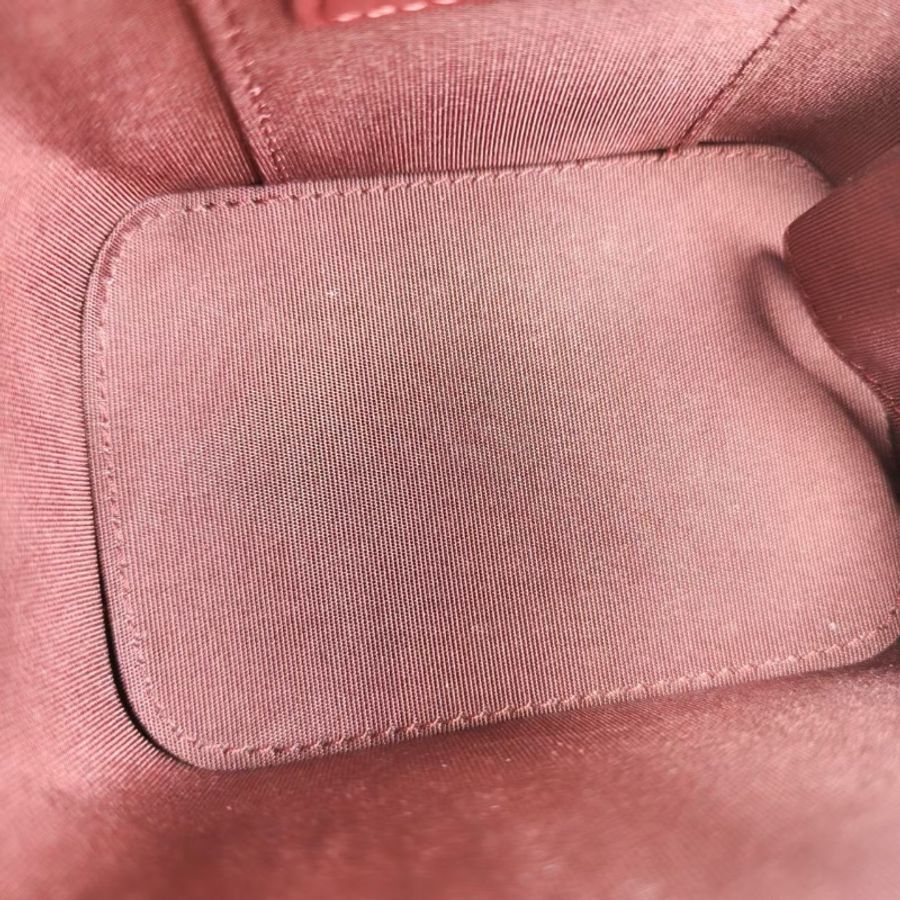 Chanel 雙金珠mini盒子包10*9*7  99新配件塵袋保卡-2