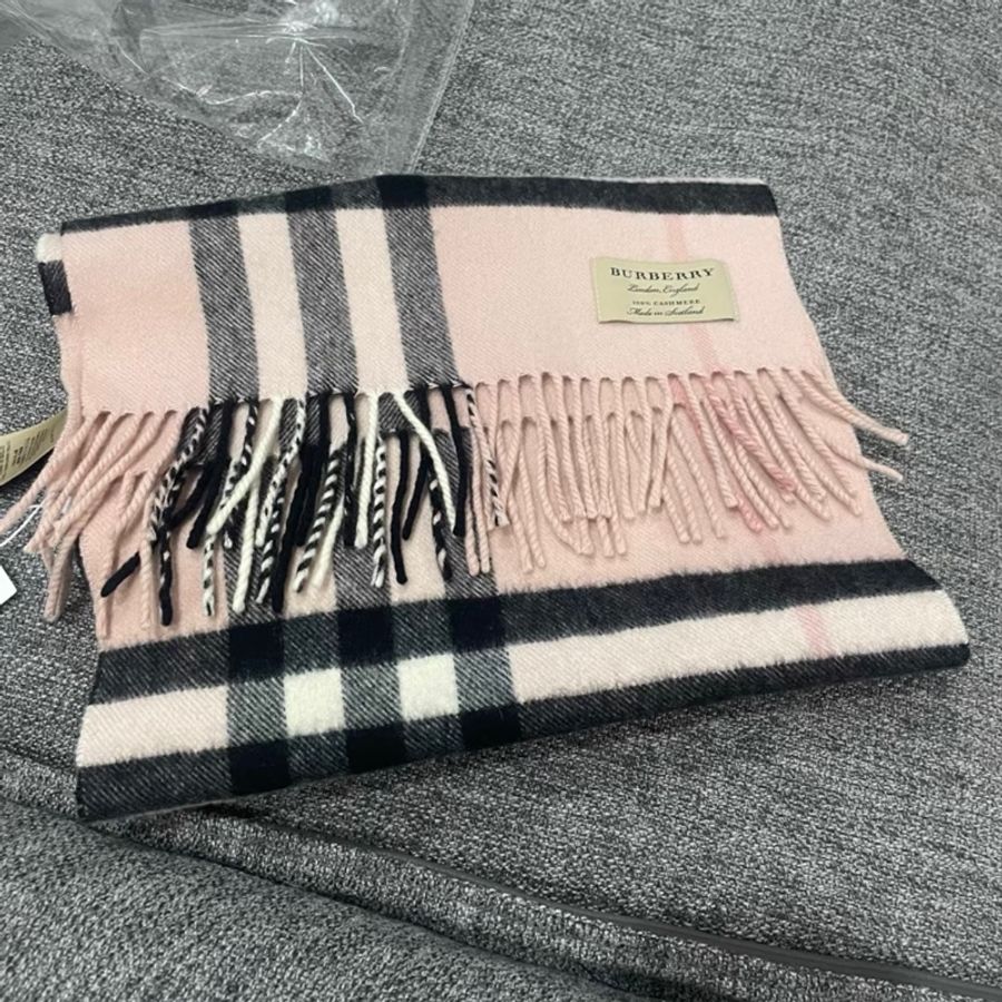burberry經典款盒子羊絨圍巾-0