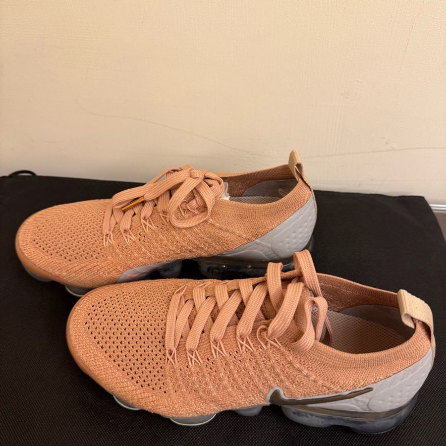 Nike Air VaporMax Flyknit 2 運動鞋-0