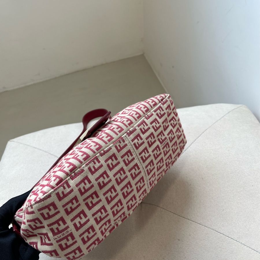 🏷️ Fendi 法棍-8
