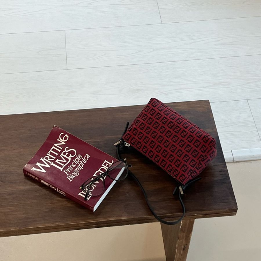 🏷️ Fendi 小盒子-0