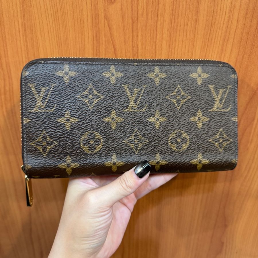 LV 老花拉鍊長夾 晶片款-0