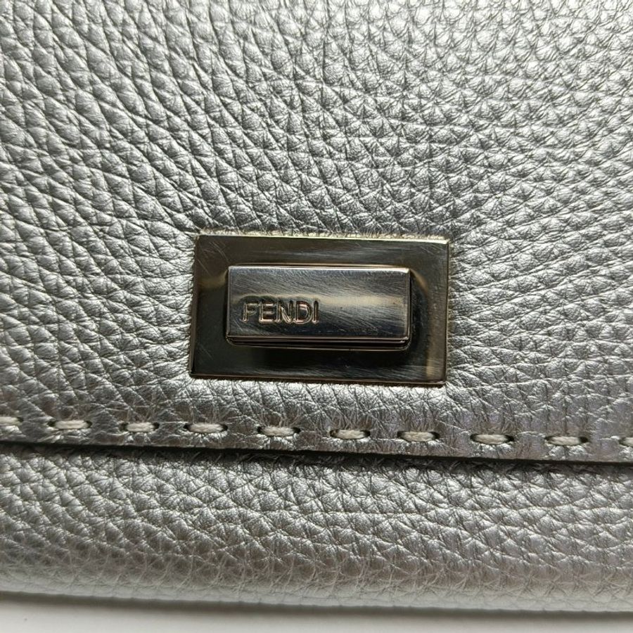 FENDI Peekaboo銀色牛皮錢包銀色五金 9.8新-9