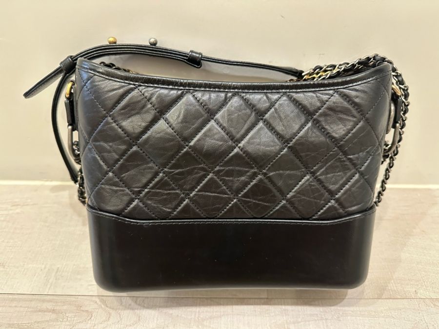 Chanel 9成新 中號黑金流浪包 雙鏈條-0