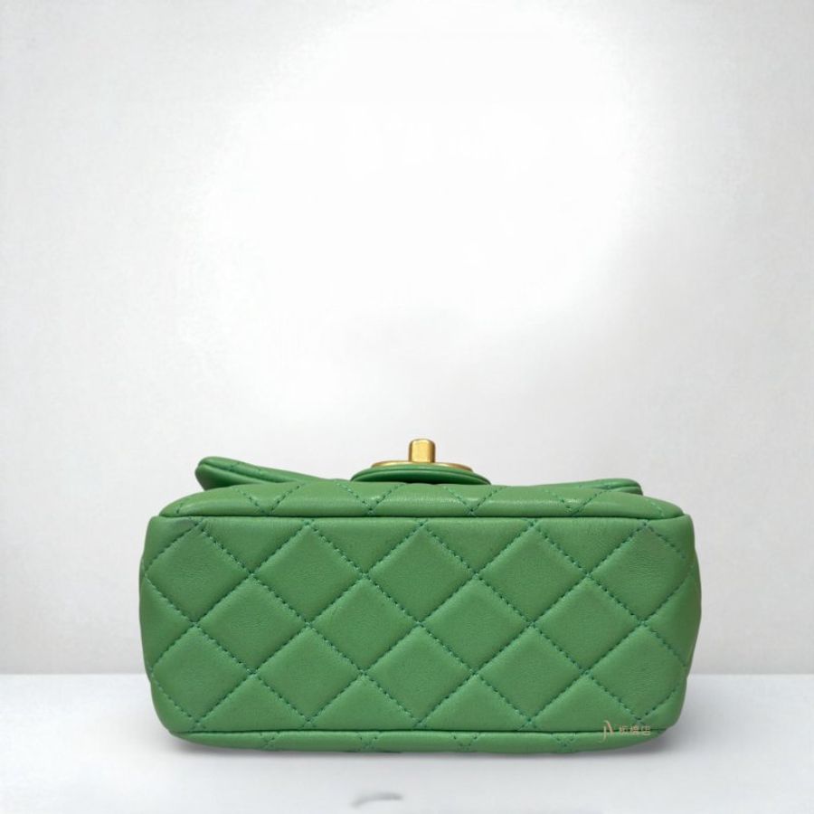 JS0313-CHANEL 綠色羊皮金釦寶石鏈方胖子-4