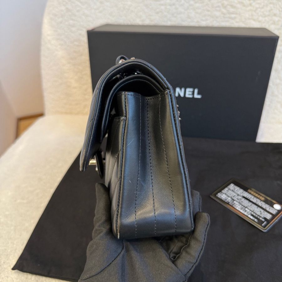 Chanel • 經典Cf 23 山形紋銀釦小羊皮口蓋包 小號 全配-4