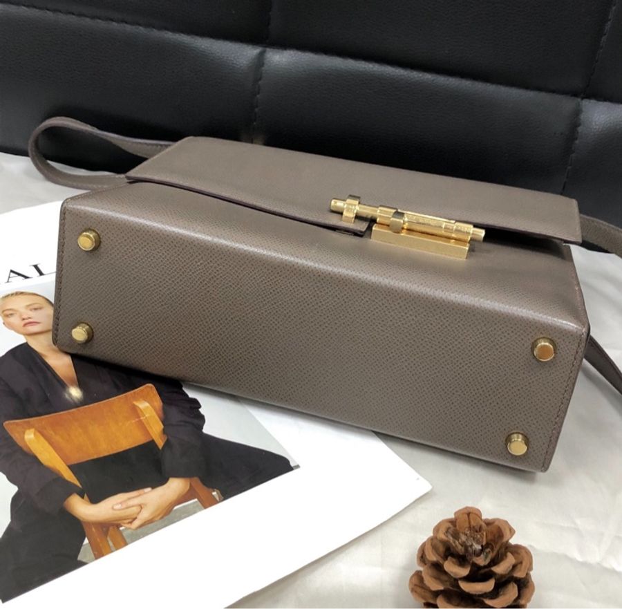 【全網最便宜✨90%新】愛馬仕Hermes verrou23錫器灰金扣手槍包-2
