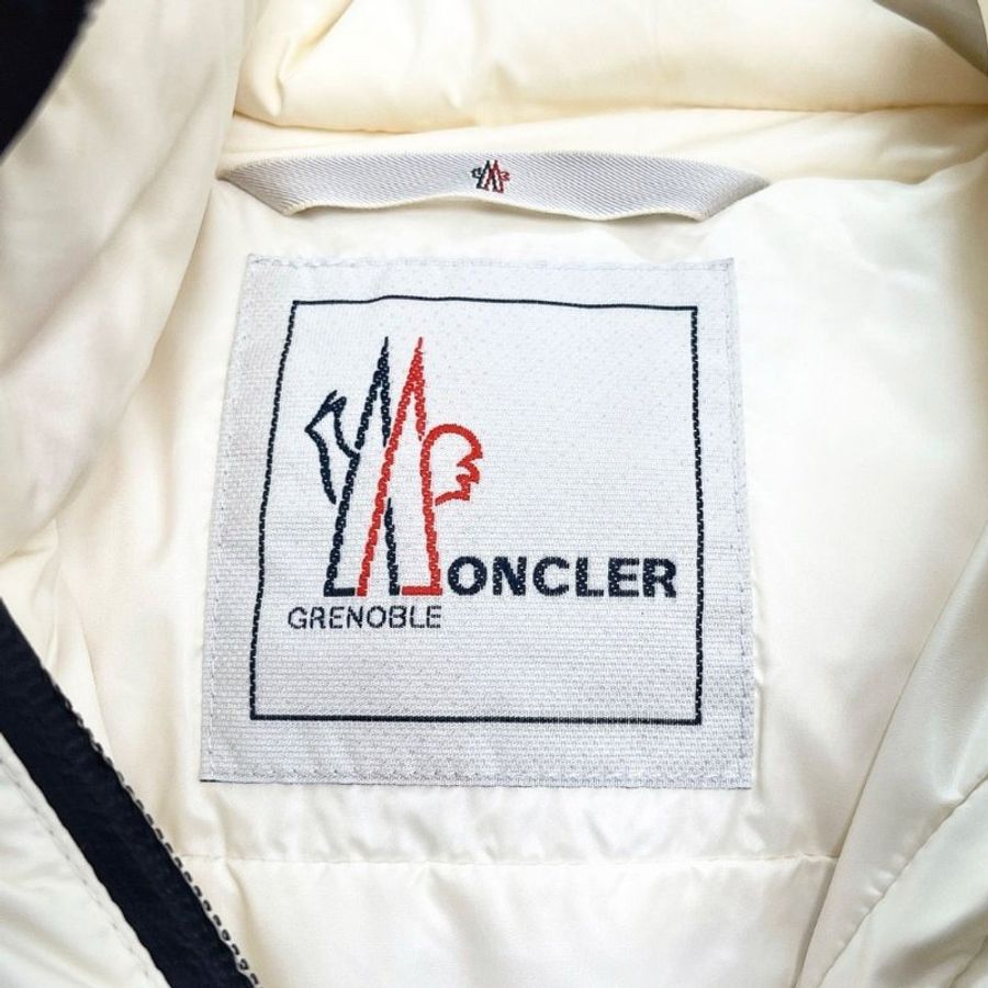 Moncler Grenoble系列天藍色短款修身 連帽羽絨服外套3碼 胸圍104衣長60 95新配件塵袋衣架-3
