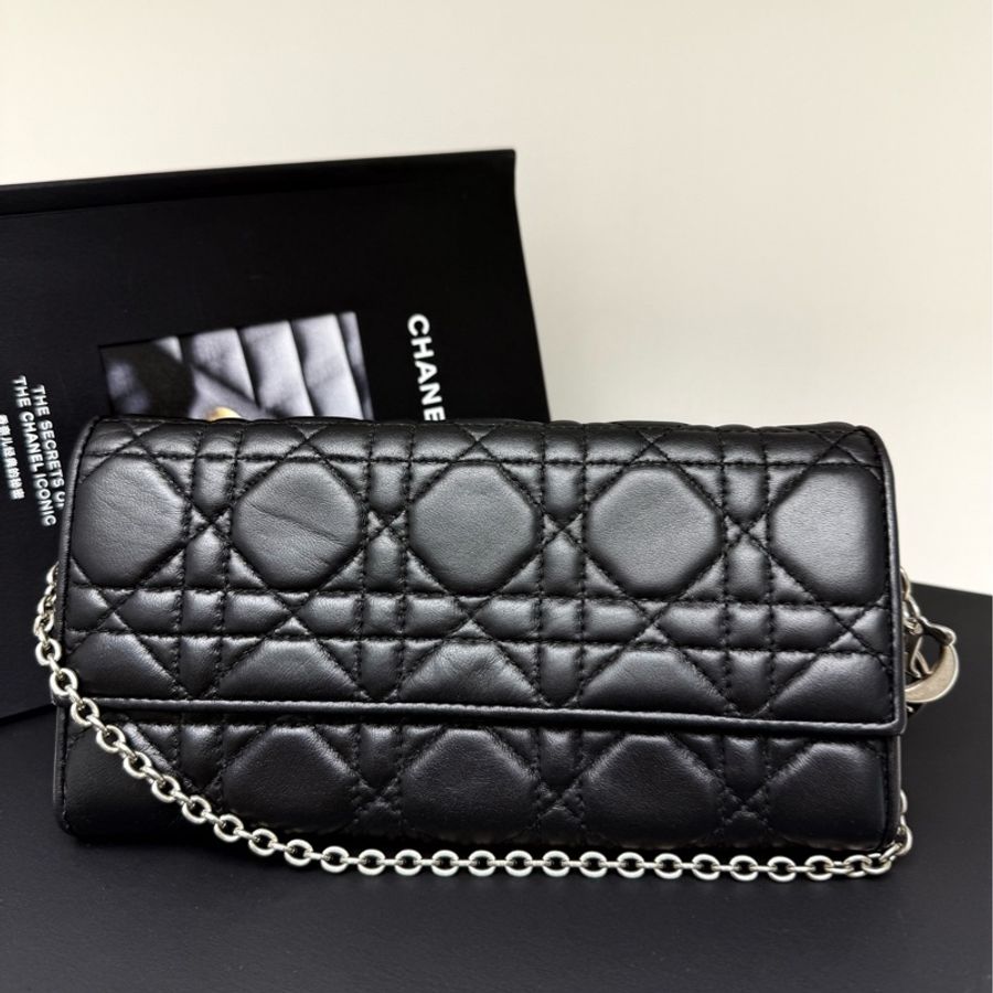 【95新✨全平台最便宜】Dior 迪奧 黑色 羊皮 銀色鏈條 woc-8