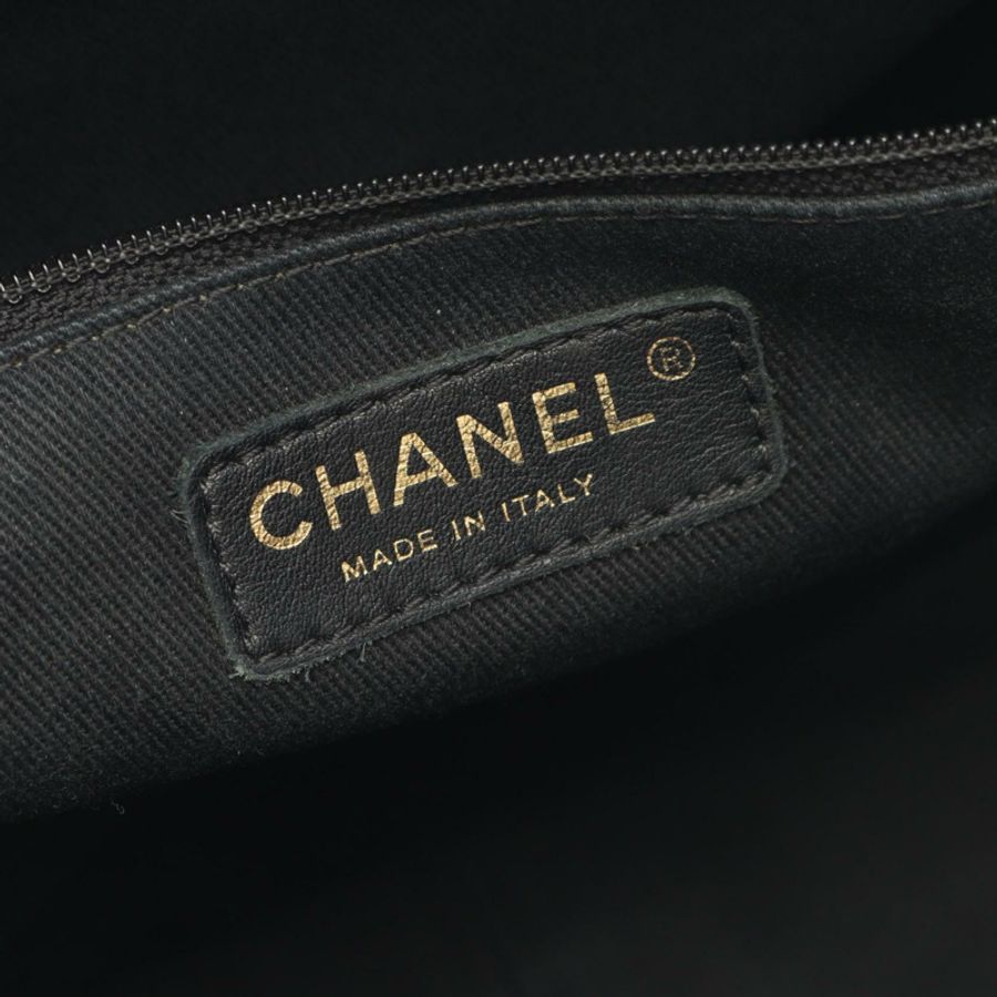 香奈兒 (CHANEL) 絎縫鏈條肩背托特包,粒面小牛皮,黑色,二手,金色五金-3