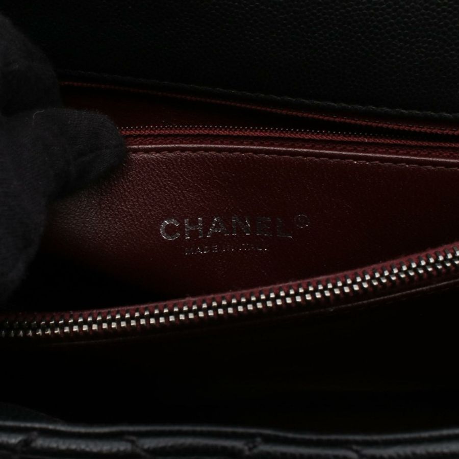 香奈兒 (CHANEL) 絎縫 Coco Handle 手提包，粒面小牛皮，異域皮革，黑色波爾多紅，二手女款-3