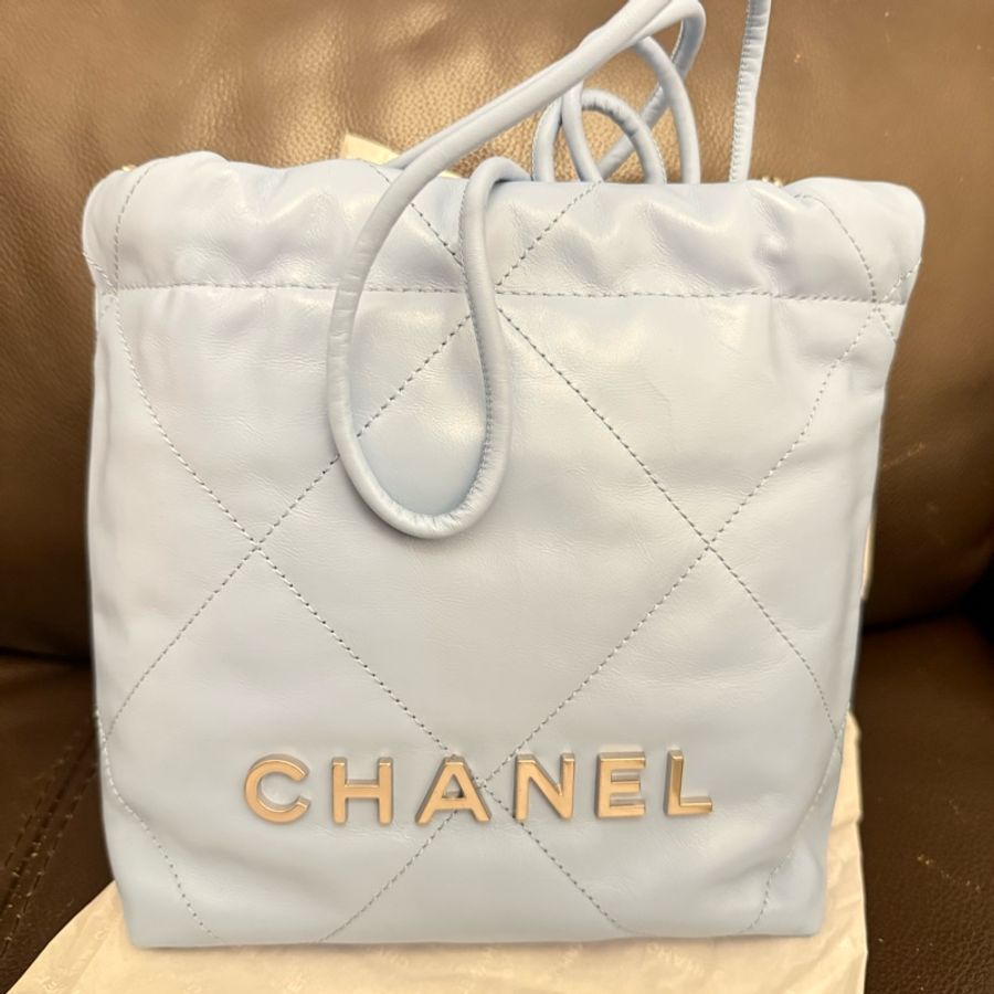 Chanel 香奈兒 Chanel Mini 22 Baby Blue 天藍配銀鏈-5