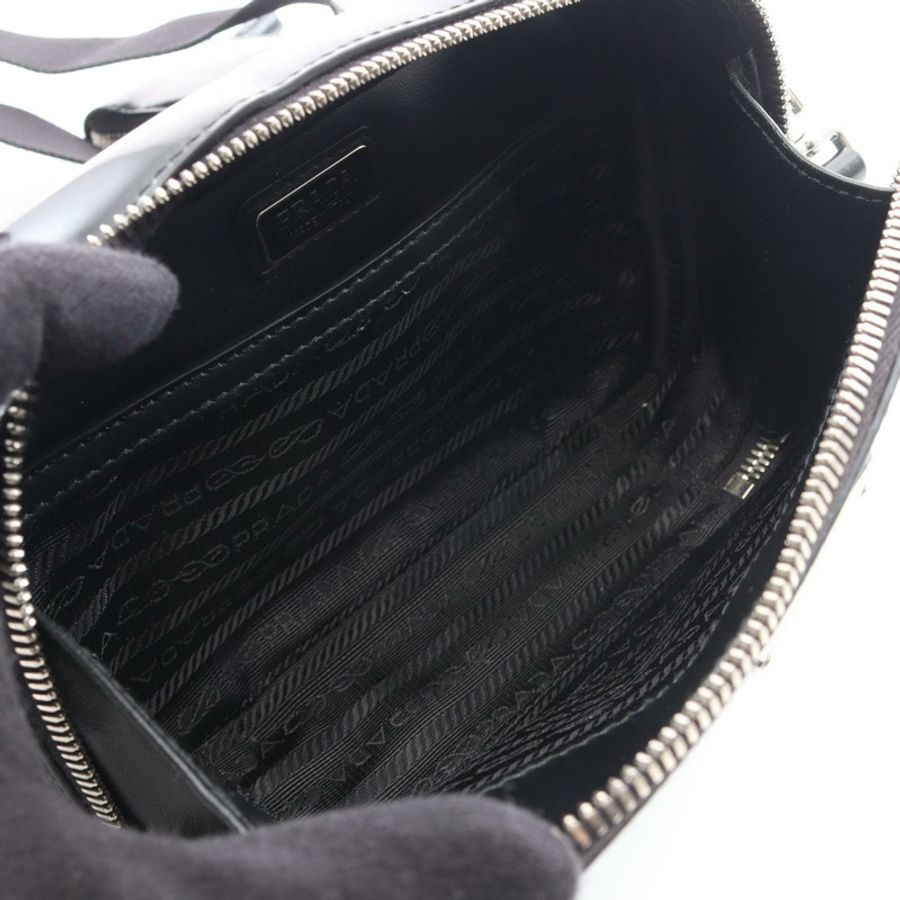 PRADA Brique 男士單肩斜背包 2VH070 漆皮黑色 二手-2