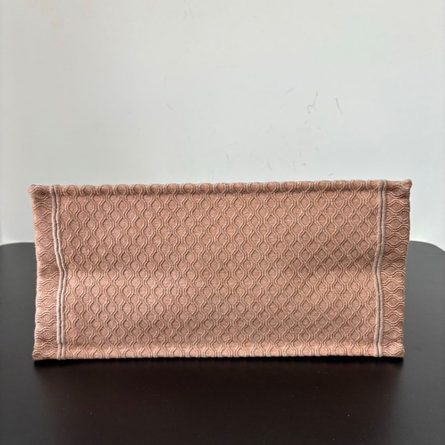 Dior Book Tote 裸色鏤空手提包37*27.5 *16.5 99新配件保卡塵袋-5