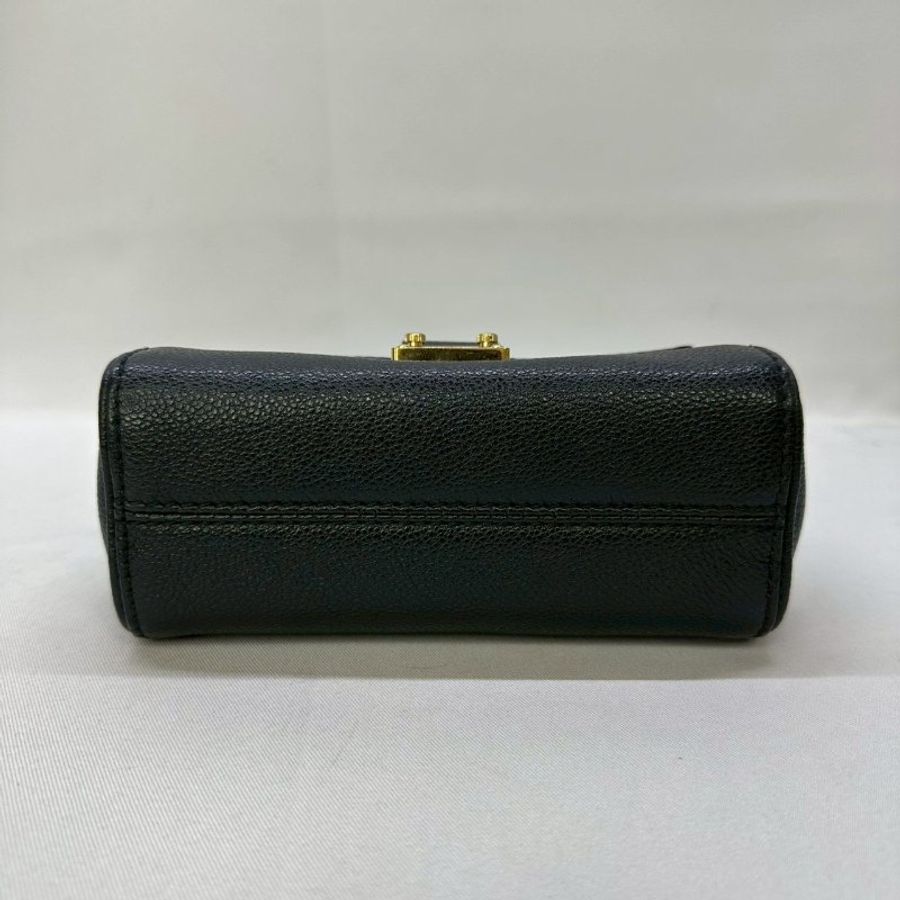 LV Saint Germain壓紋斜背包-7