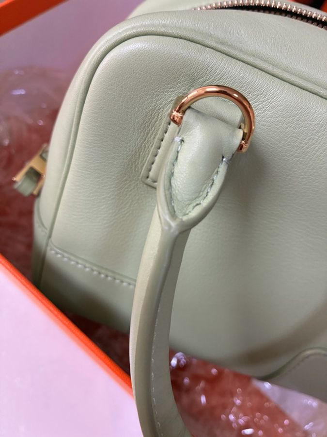 🛑🛍️本月超夯包款降價了🛑🛍️LOEWE Amazona 16 方形手提肩背包-29