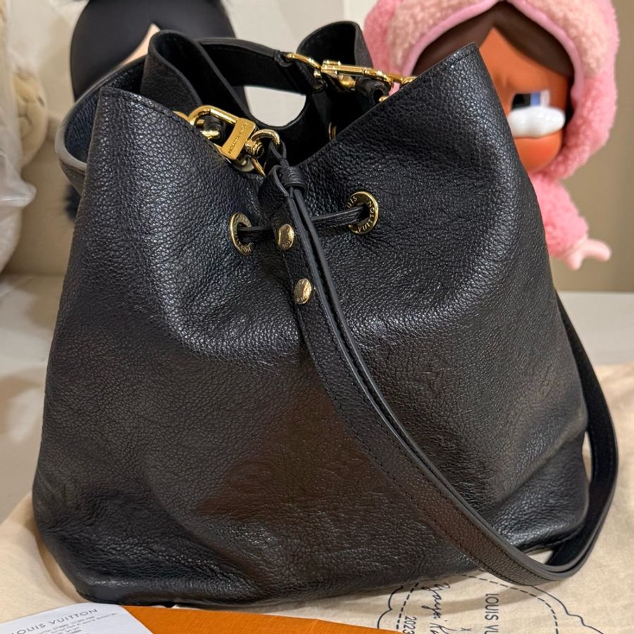 🍙 LV M45256 NéoNoé MM🍙 二手有使用感 誇張議價不回應-6