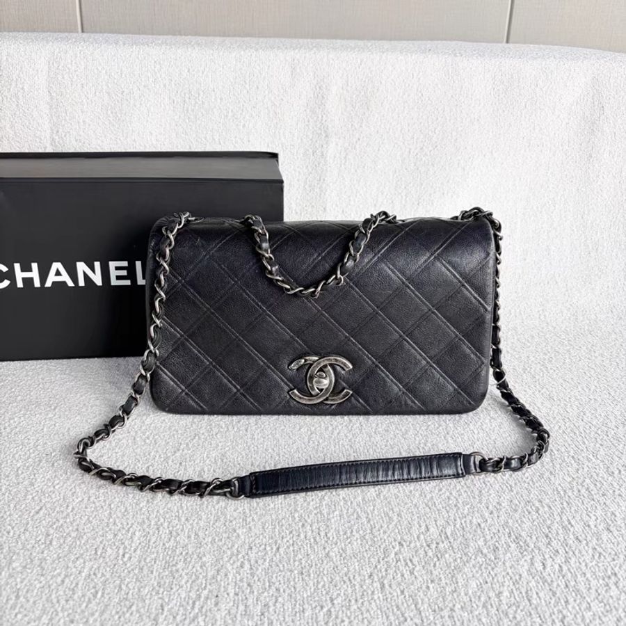 Chanel · 稀有華夫格黑銀牛皮翻蓋鏈條包 全配-3