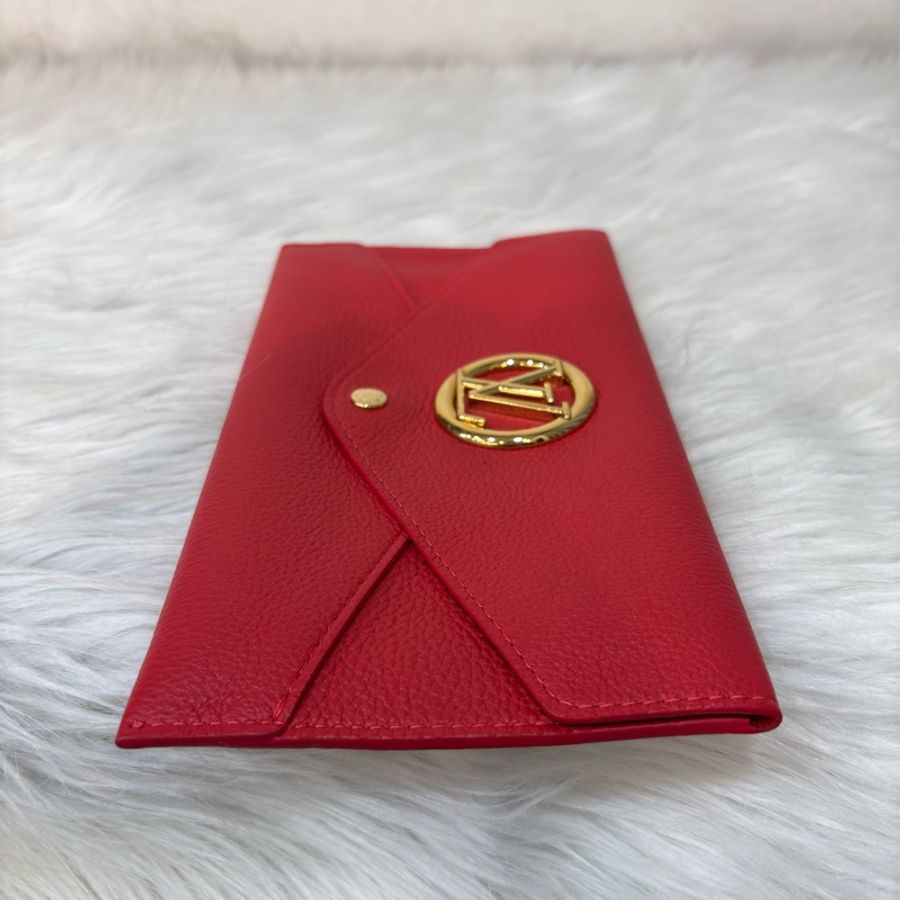 LV 訂製款 紅色荔枝皮 圓形 LOGO 釦式 信封 長夾 皮夾 收納袋 萬用袋-3