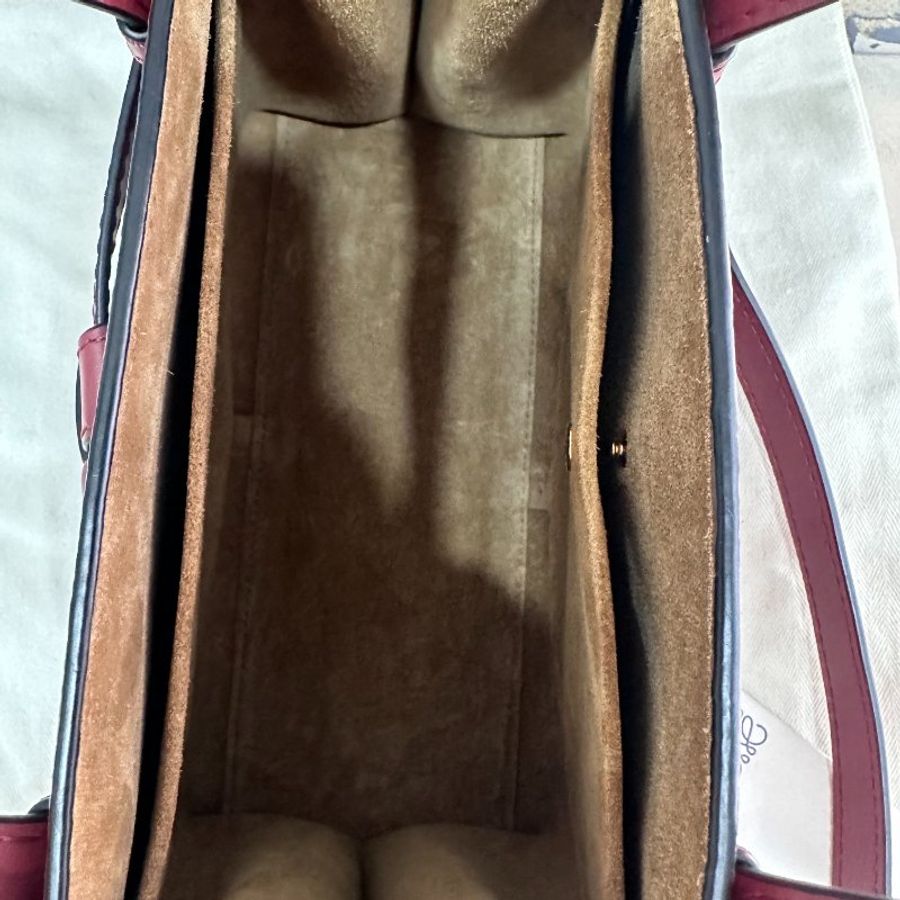 LOEWE 羅威 Gate Top Handle 經典綁結牛皮手提斜背兩用包(酒紅)-8