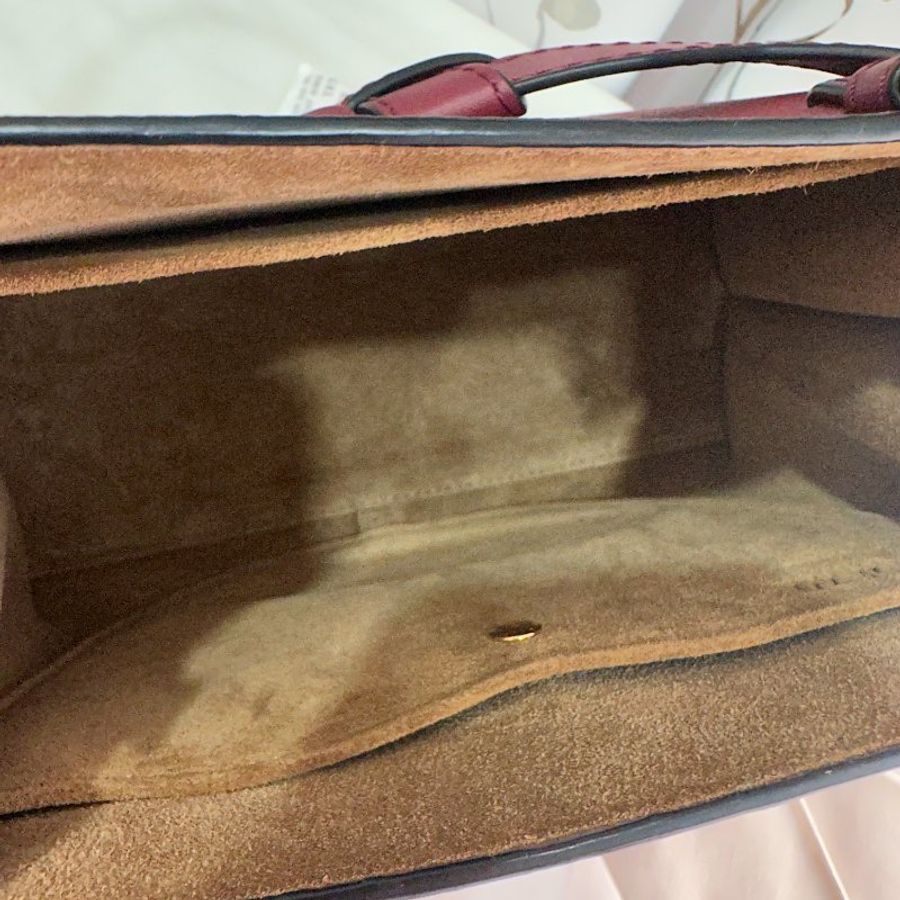 LOEWE 羅威 Gate Top Handle 經典綁結牛皮手提斜背兩用包(酒紅)-12