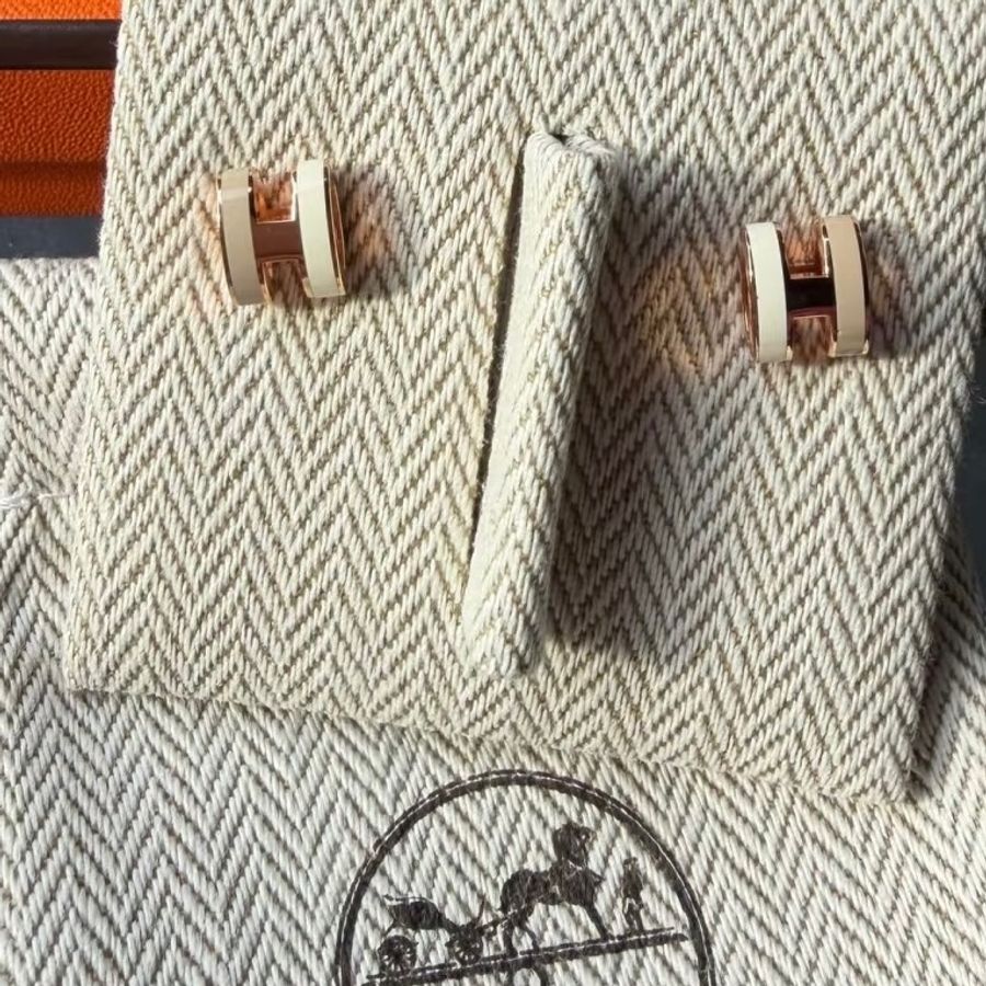 Hermes Mini Pop H Rocabar 2026新款耳環(撞色奶茶 & 白色 搭配玫瑰金)-12