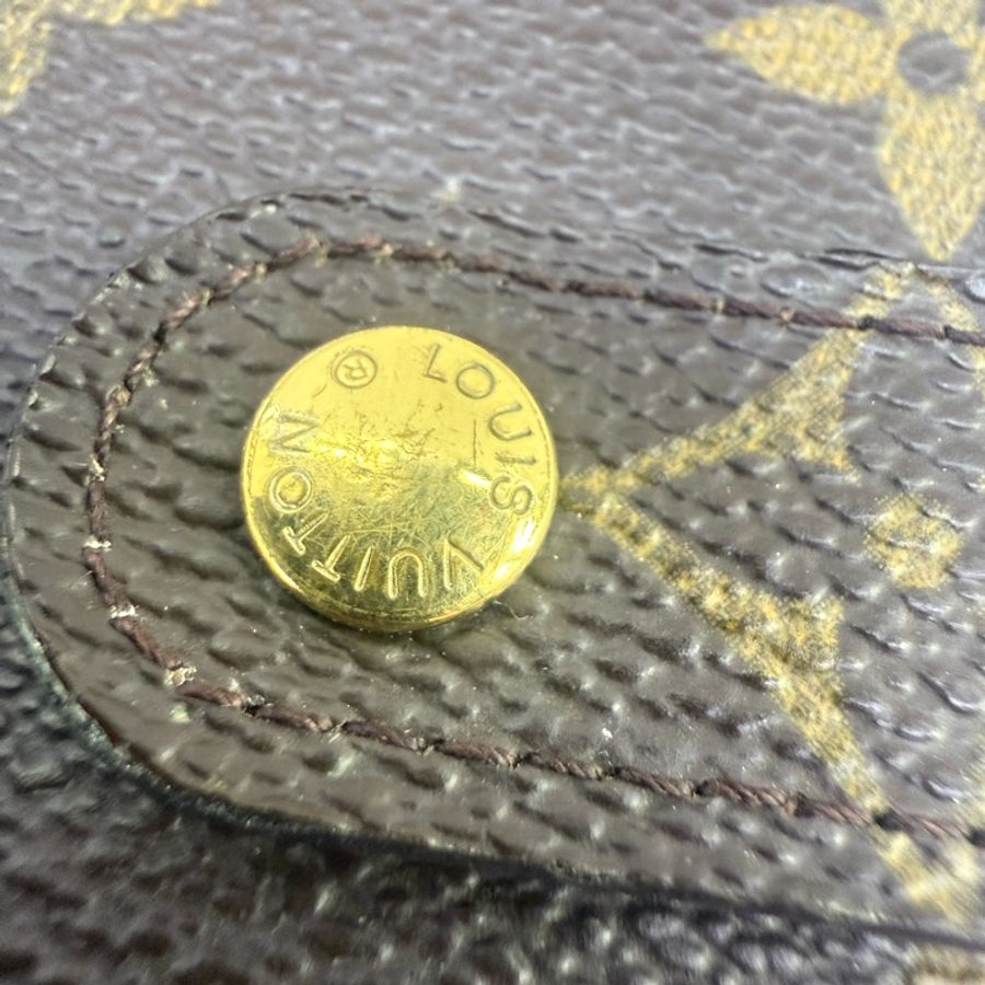 Louis Vuitton Wallet-13