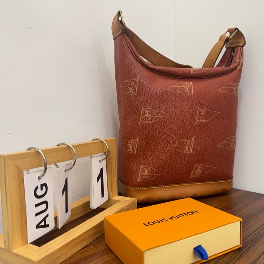 【赫蒂國際精品】 Louis Vuitton 路易威登 1995美洲杯帆船賽限量斜挎包 vintage「特價出清」-0