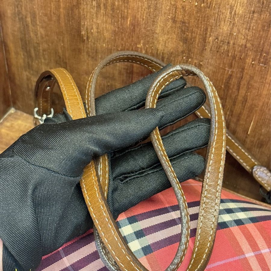 Burberry Blue Label 格紋手拿包-4