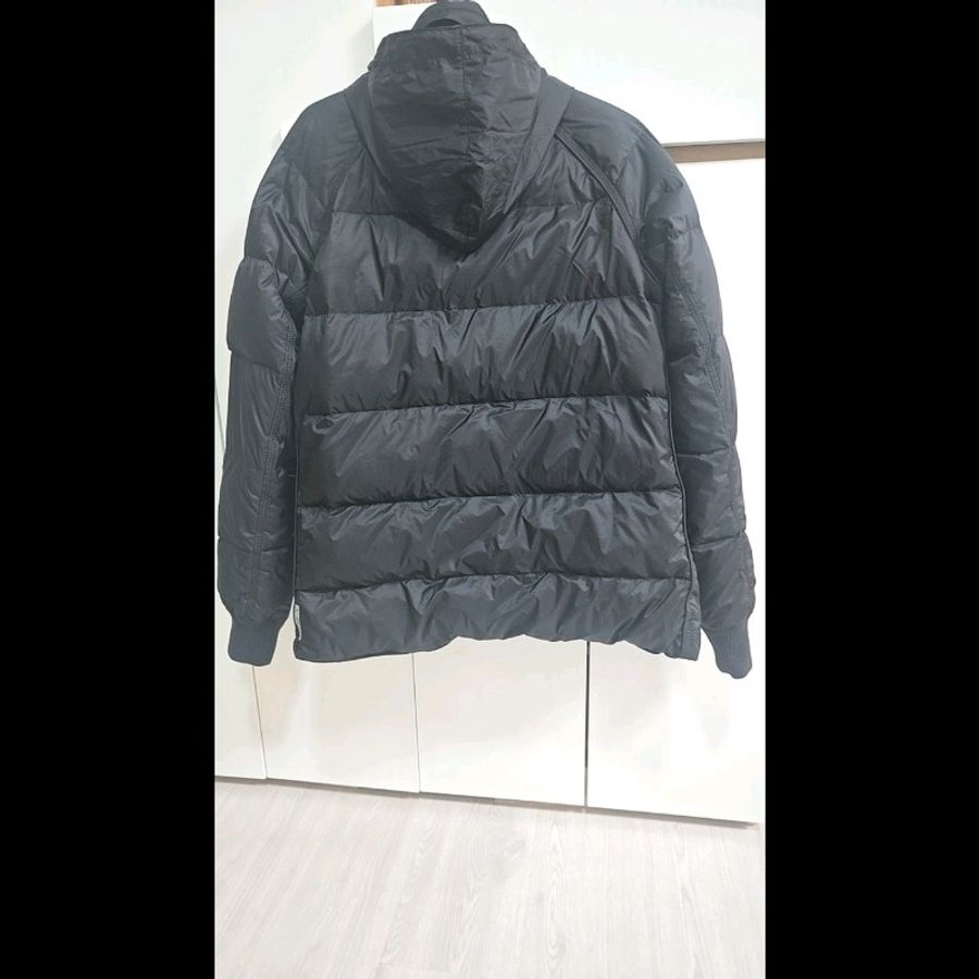 🧨特價囉~🧨ARMANI JEANS Armani Downtown極輕量化鵝絨外套-8