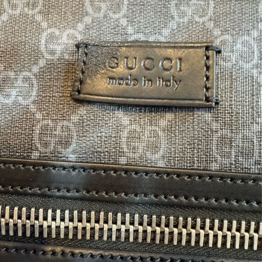 Gucci 斜背包-15