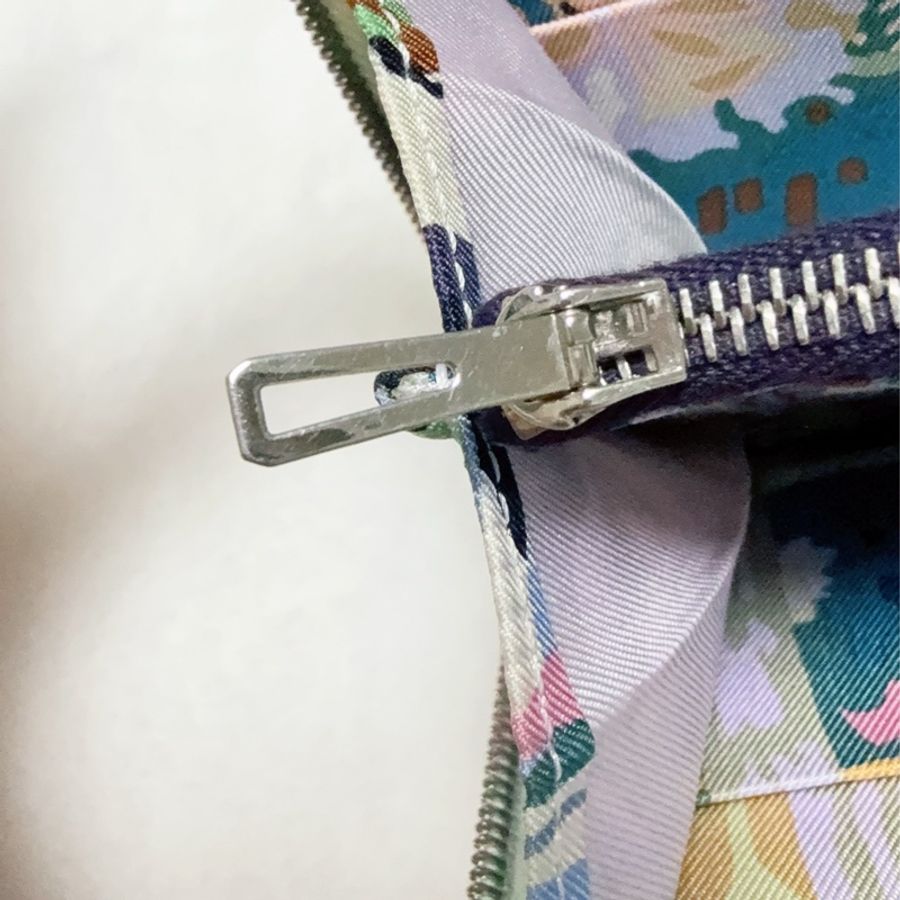專櫃13萬《招財綠 狗來富 好多狗狗》Hermes愛馬仕氣泡綠絲巾長夾 花園狗Silk In Epsom小牛皮拉鏈長夾-34