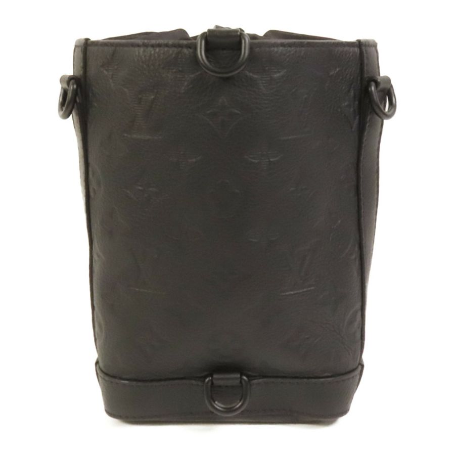 LOUIS VUITTON Mono-Shadow Noe Sling肩背袋-1