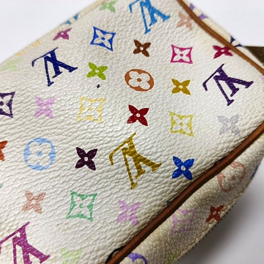 LOUIS VUITTON WAPITY白三彩塗層帆布老花零錢包金色五金-11
