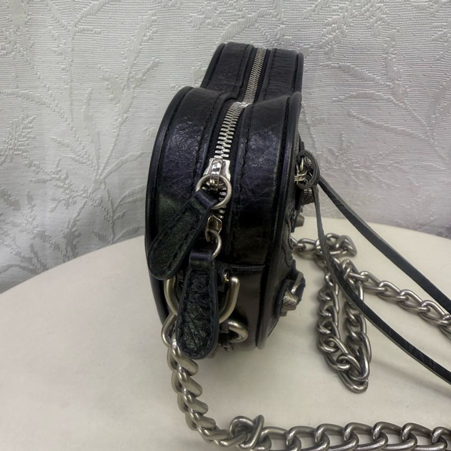Balenciaga 愛心斜背包-3