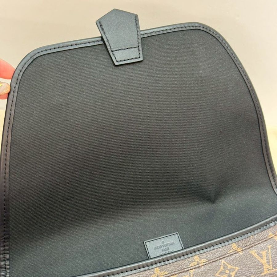 LV 斜背包/側背包/郵差包 M45557 93成新-15