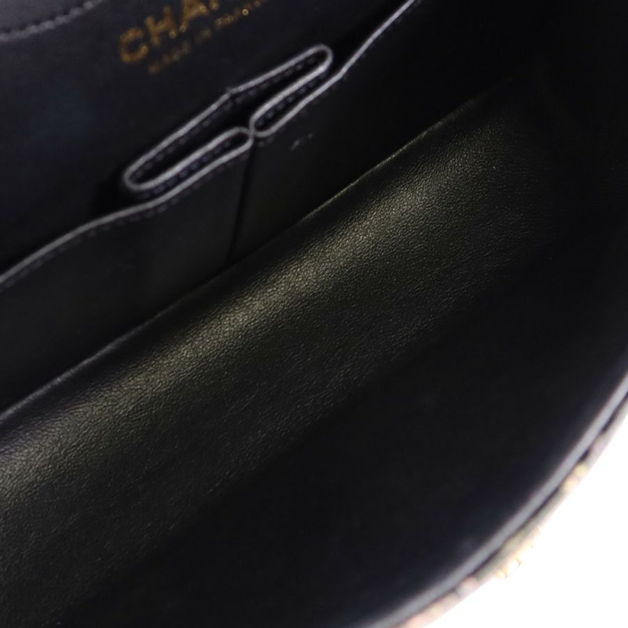 CHANEL 牛皮皮革2.55 Graffiti Reissue金扣鏈帶肩背袋-4