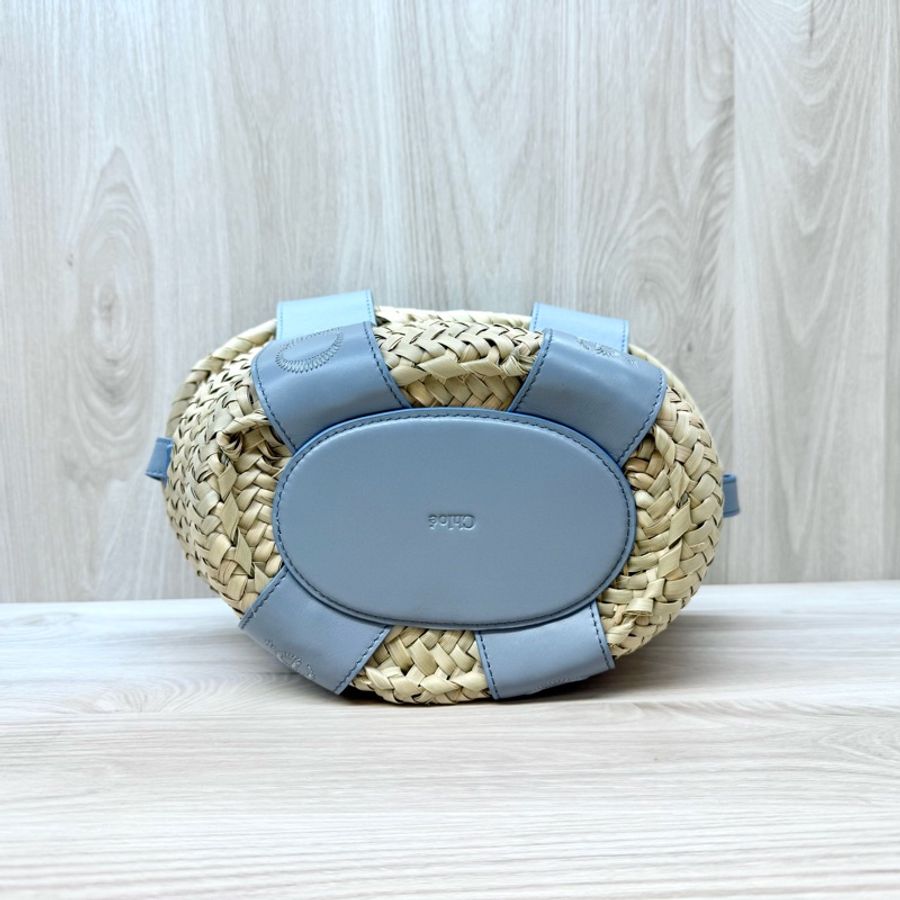 CHLOE灰藍色Sense字母刺繡小牛皮拼拉菲草編織包CHC23SS304J66-4