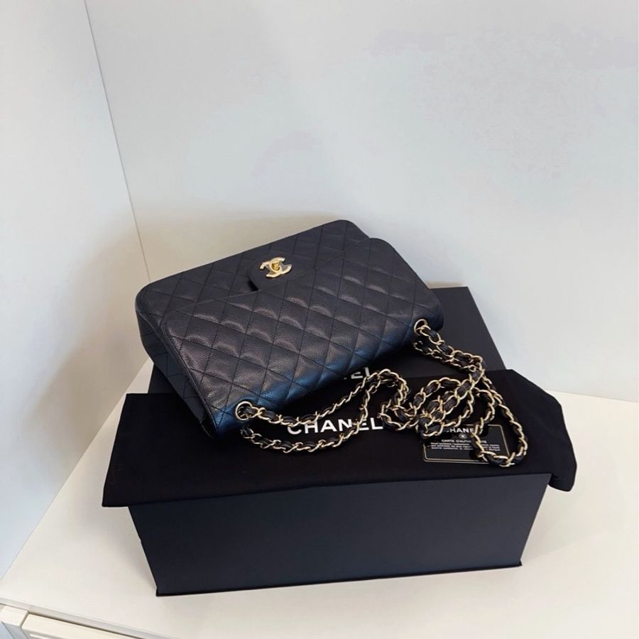 ✨Chanel 牛皮 jumbo 閒置新 配件齊 側背斜背皆可🖤-4