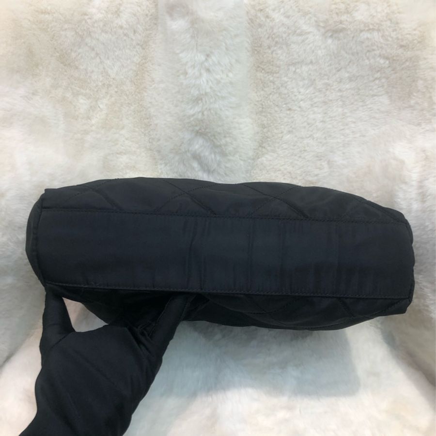 PRADA 中古黑色鏈條包 XB998-4