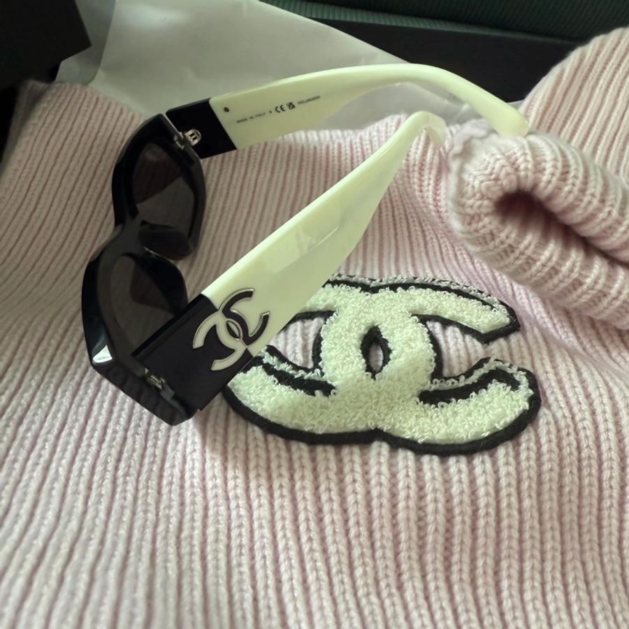 Chanel 全新 🔥現貨 立體雙C 粉色 圍巾 (S01)-1