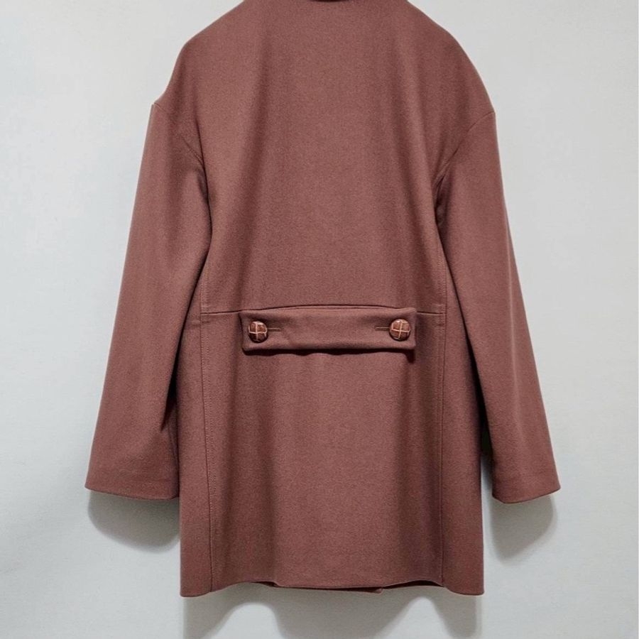 Burberry 質感乾燥玫瑰粉落肩羊絨大衣-4