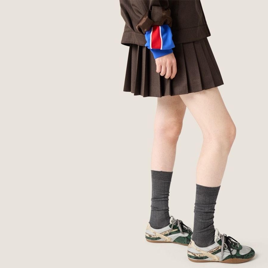 Miu Miu 女士 褶襇罩布迷你裙IT-36 IT-38 IT-40 IT-42 IT-44碼-1