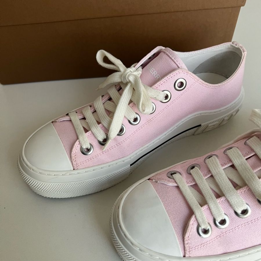 Burberry 粉色休閒鞋|38號-3