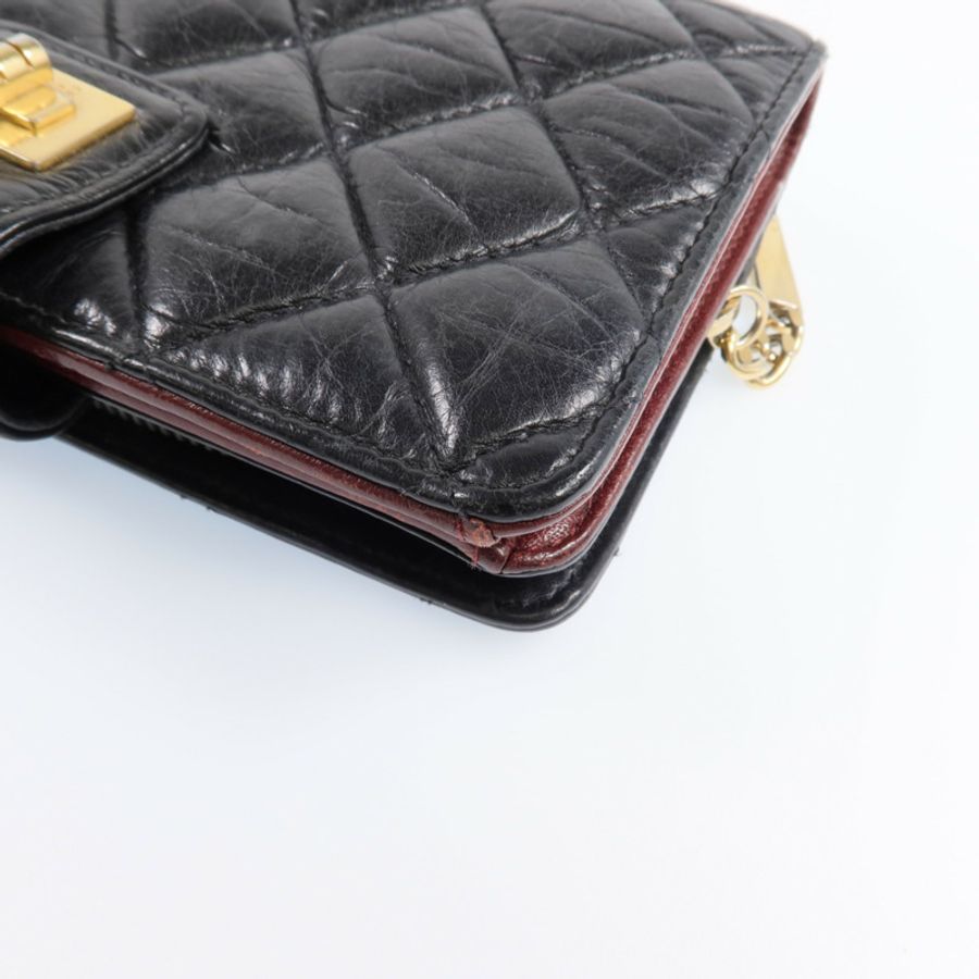 CHANEL 牛皮皮革2.55Wallet金扣錢包-14