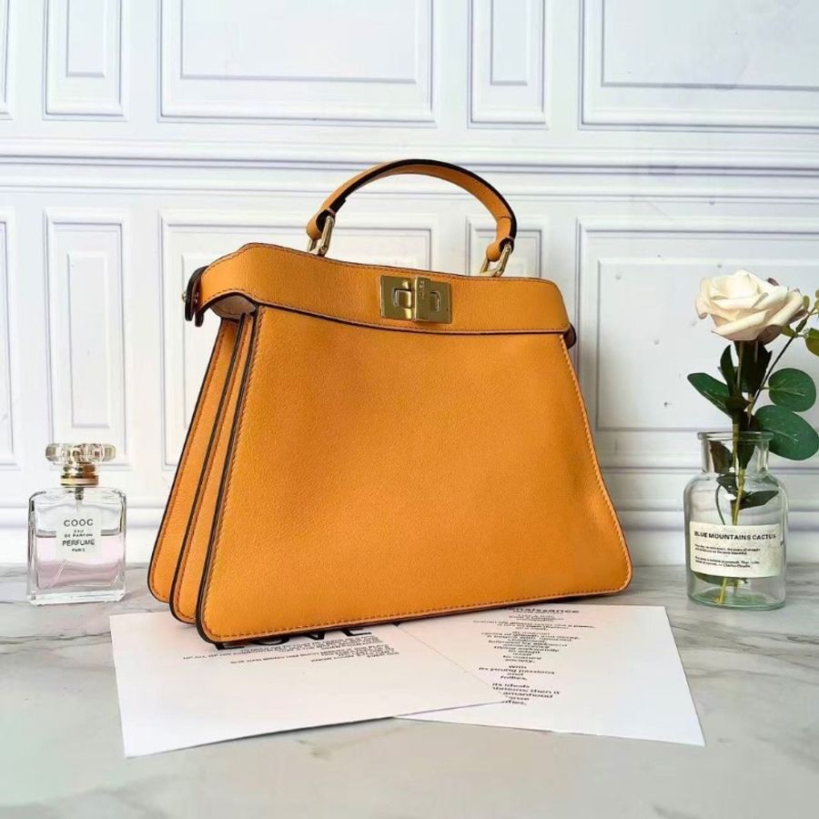 Fendi 橘色Peekaboo小號手提包27*20*12 95新盒子塵袋-2