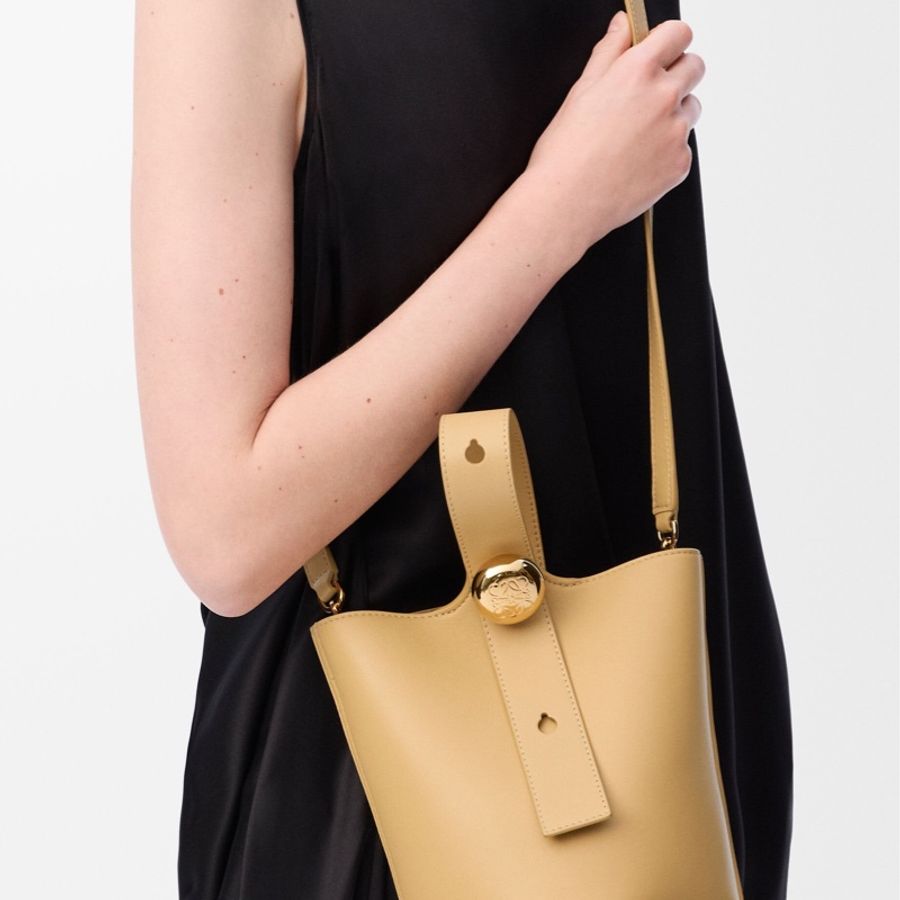Loewe 女士 Pebble 迷你水桶包均碼碼MINI、16cm*16cm*19.5cm-7