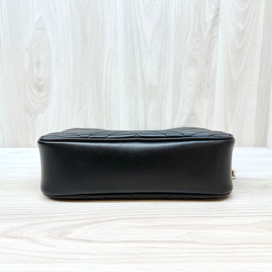 GUCCI黑金牛皮馬夢鏈條相機包24CM 447632-4