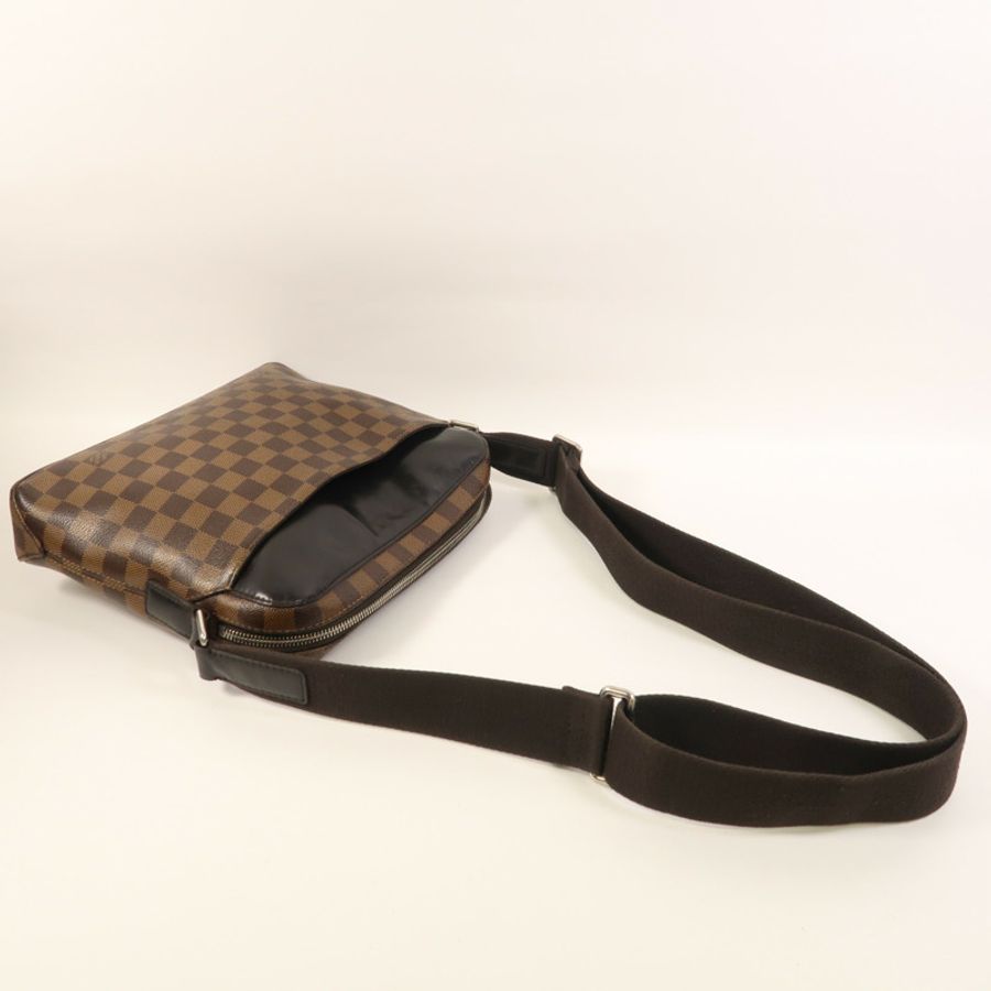 LOUIS VUITTON Damier Jake Messenger PM銀扣肩背袋-7